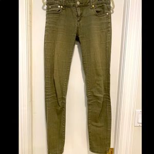 👏Host Pick👏 Olive Green Skinny Jeans Low Rise